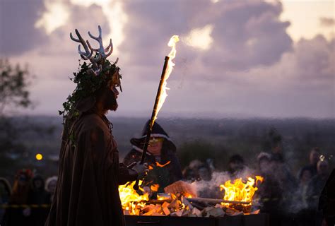 The role of Samhain in pagan witchcraft and magic